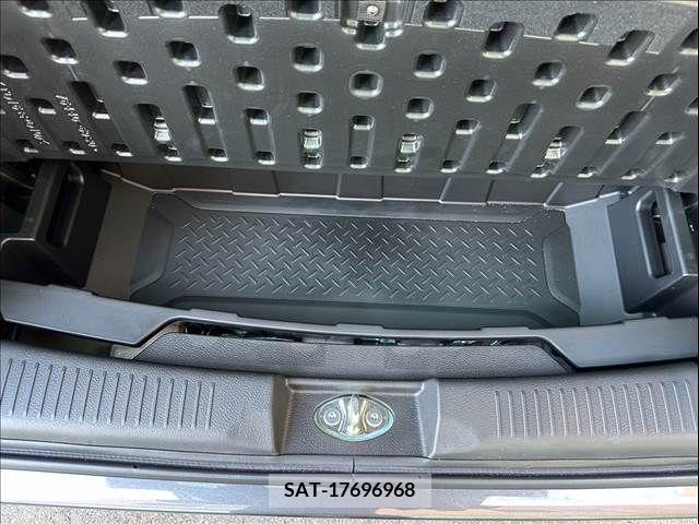 Suzuki HUSTLER 2023-11 391384-14