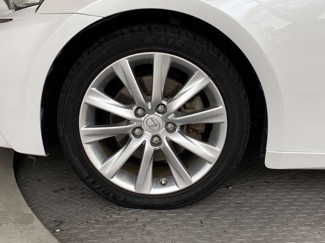 Lexus IS 2013-09 193947-15