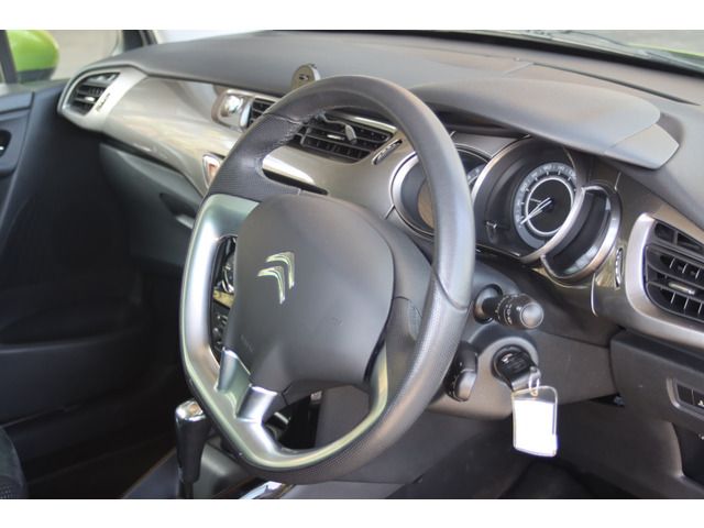 Citroen C3 2010-06 12309-2