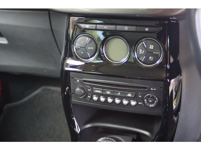 Citroen C3 2010-06 12309-8
