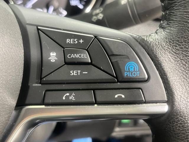 Nissan X-TRAIL 2018-03 11840-4