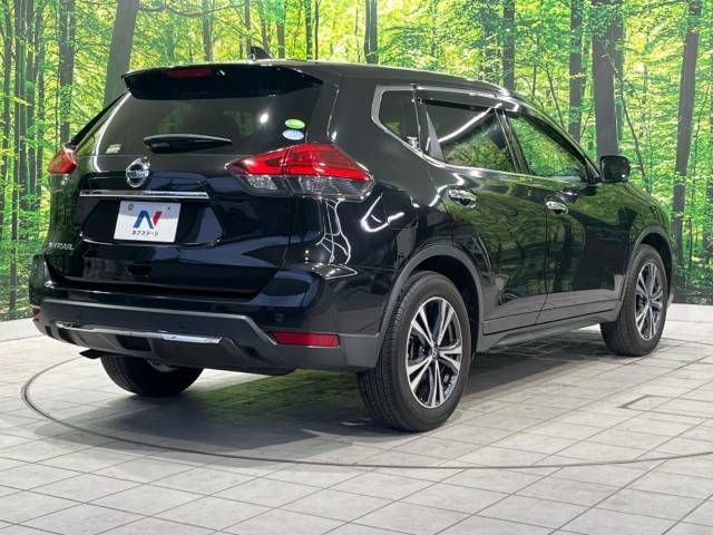 Nissan X-TRAIL 2018-03 11840-17
