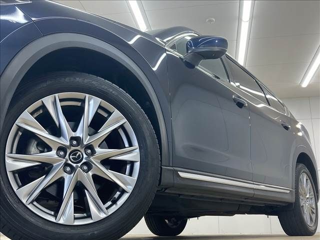Mazda CX-8 2017-11 12381-19