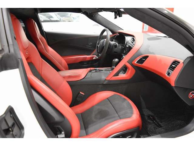 Chevrolet CORVETTE 2017-05 12534-16