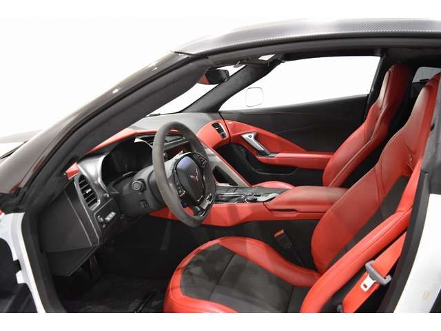 Chevrolet CORVETTE 2017-05 12534-15