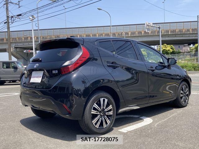 Toyota AQUA 2021-12 292079-2