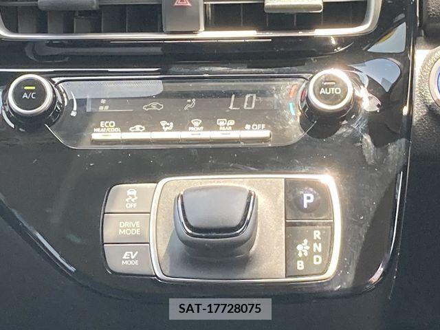 Toyota AQUA 2021-12 292079-12