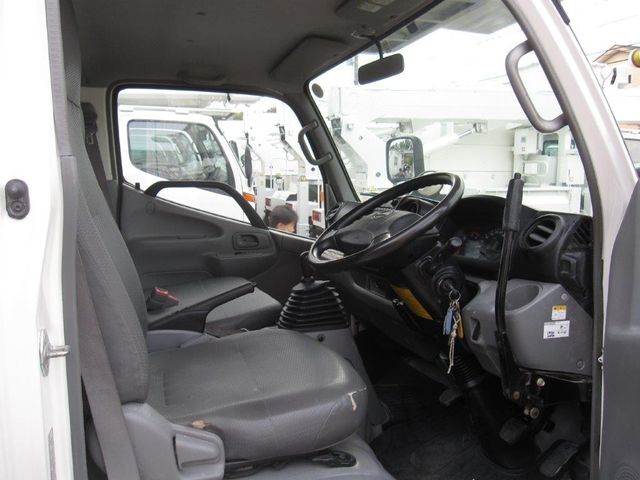 Hino DUTRO 2011-11 193012-20