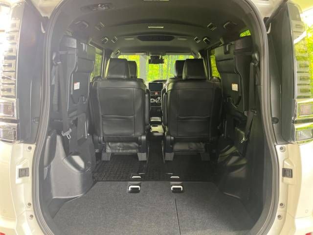 Toyota VOXY HYBRID 2019-01 22647-10