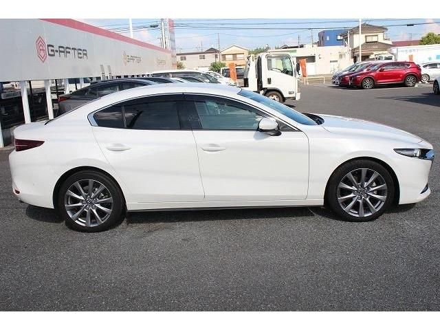 Mazda MAZDA3 2019-08 11361-10