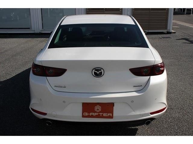 Mazda MAZDA3 2019-08 11361-9