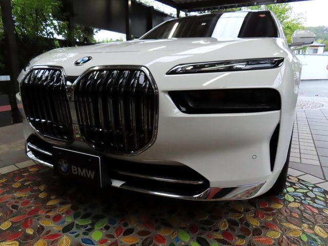 Bmw 7 SERIES 2023-02 9863-0