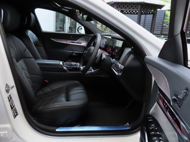 Bmw 7 SERIES 2023-02 9863-22