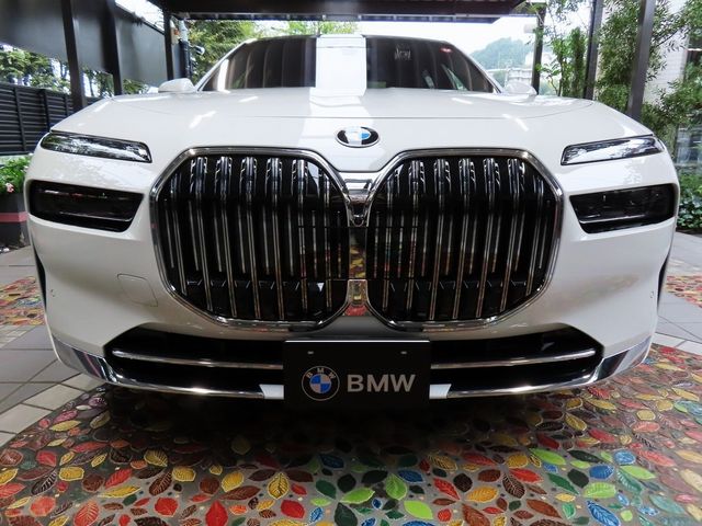 Bmw 7 SERIES 2023-02 9863-3