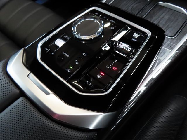 Bmw 7 SERIES 2023-02 9863-28
