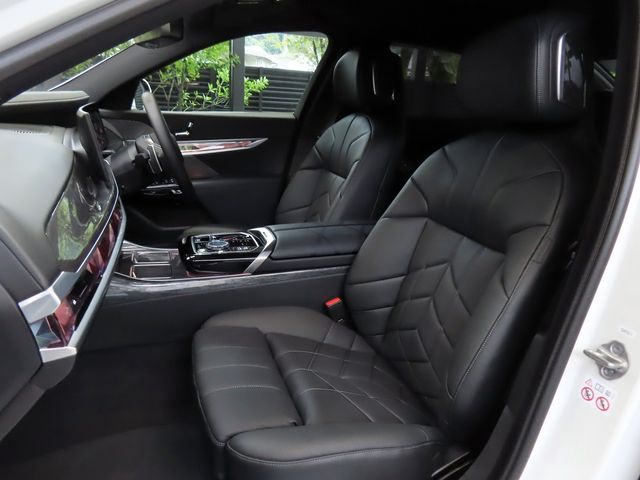 Bmw 7 SERIES 2023-02 9863-19