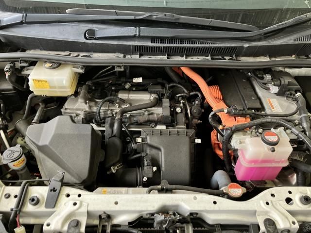 Toyota ESQUIRE 2015-09 185535-23
