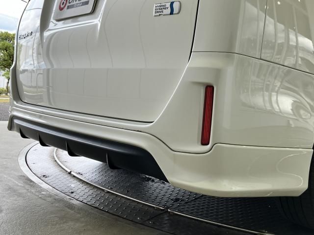 Toyota ESQUIRE 2015-09 185535-7