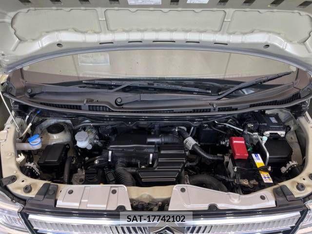 Suzuki WAGON R 2017-06 311879-18
