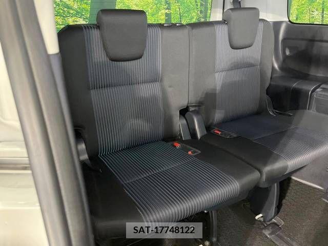 Toyota VOXY 2014-09 288952-10
