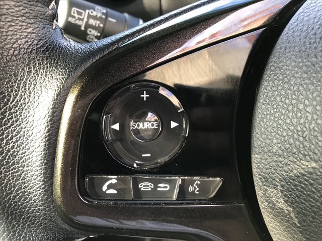 Honda N BOX CUSTOM 2018-03 19877-21