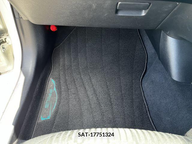 Toyota PRIUS 2016-07 283090-11