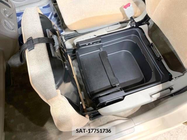 Nissan MOCO 2008-08 388804-4