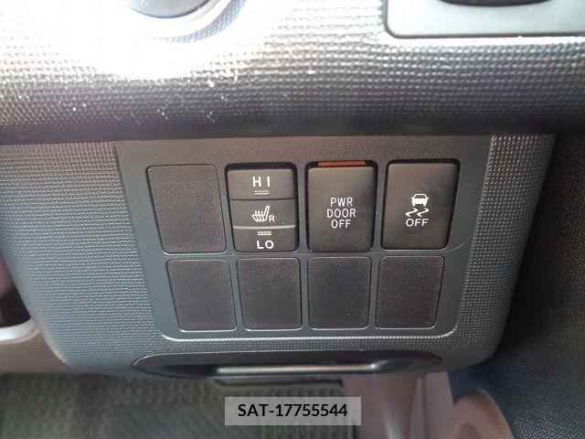 Toyota SPADE 2014-04 232378-21