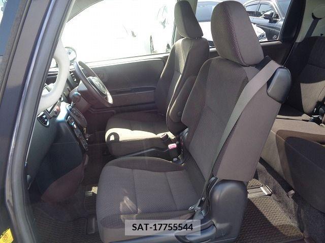 Toyota SPADE 2014-04 232378-4