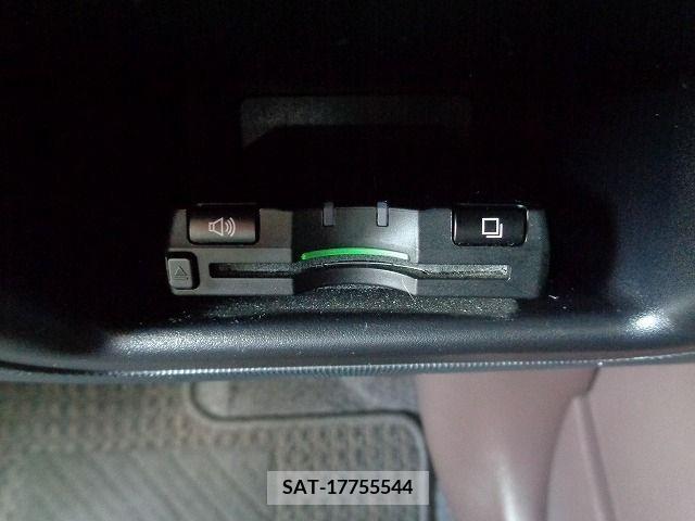 Toyota SPADE 2014-04 232378-13
