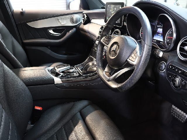 Mercedes Benz GLC-CLASS 2016-09 14502-11