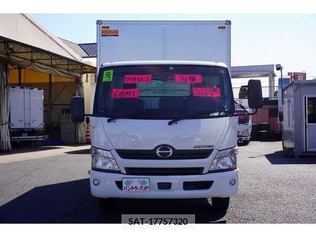 Hino DUTRO 2019-05 211351-1