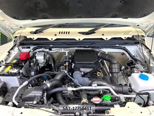Suzuki JIMNY 2023-03 242573-18