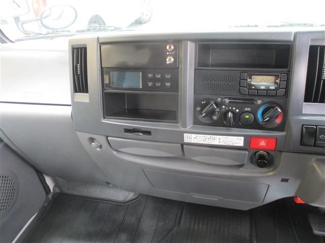 Isuzu ELF TRUCK 2017-03 7733-10