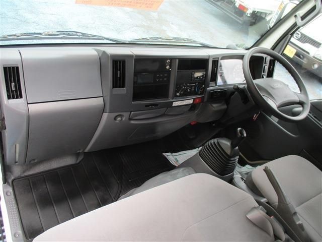 Isuzu ELF TRUCK 2017-03 7733-22
