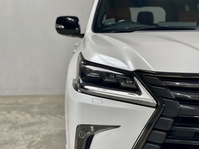 Lexus LX 2018-12 19706-7