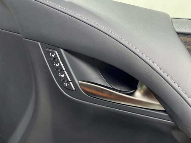 Lexus LX 2018-12 19706-18