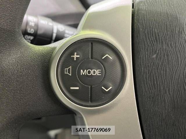 Toyota PRIUS 2013-04 254056-6