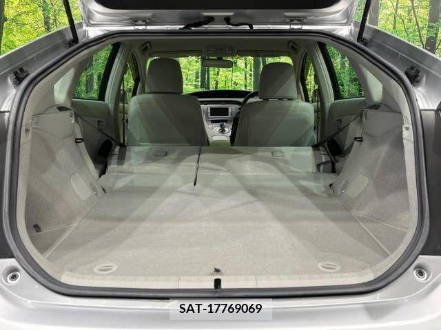 Toyota PRIUS 2013-04 254056-10
