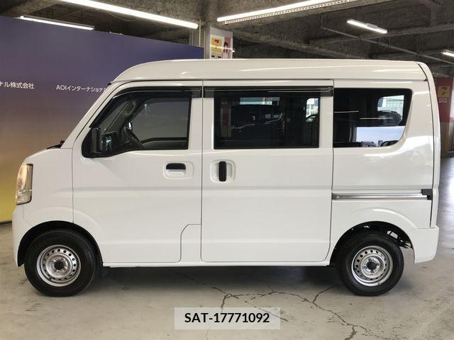 Suzuki EVERY 2019-11 381778-7