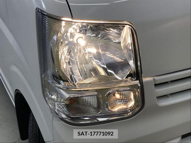 Suzuki EVERY 2019-11 381778-24