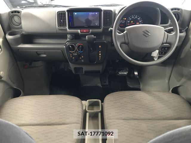 Suzuki EVERY 2019-11 381778-8