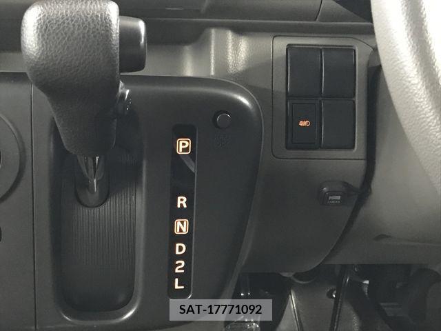 Suzuki EVERY 2019-11 381778-22