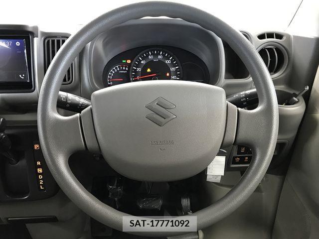 Suzuki EVERY 2019-11 381778-19