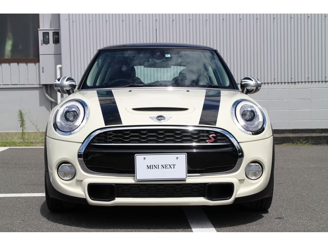 Bmw MINI 2018-06 191066-1