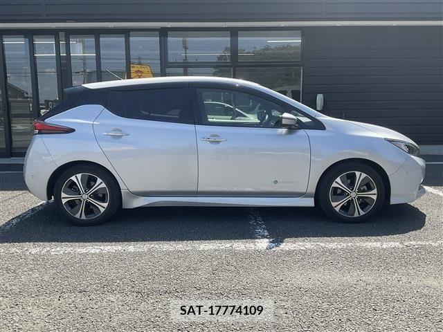 Nissan LEAF 2018-05 324787-3