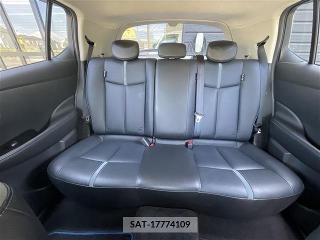 Nissan LEAF 2018-05 324787-12