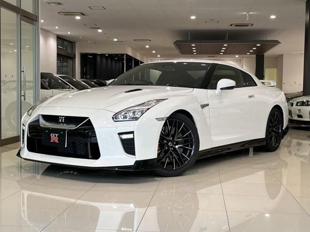 Nissan GT-R 2021-09 7168-0