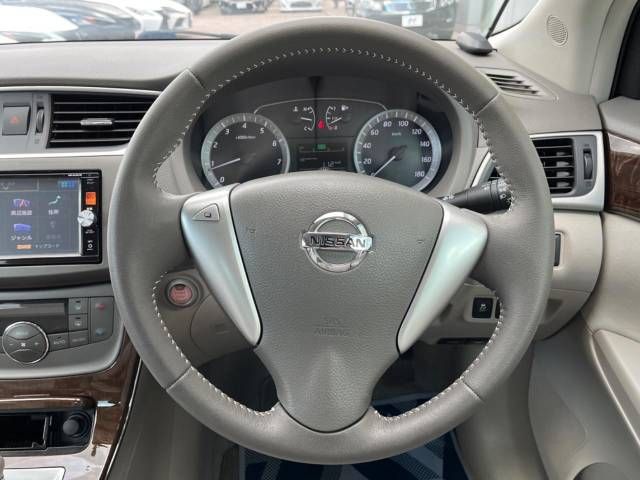 Nissan Sylphy 2015-04 27932-11