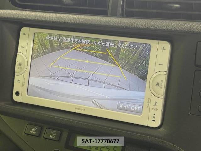 Toyota AQUA 2013-06 260899-3